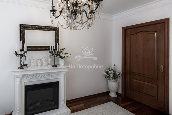 Продам трехкомнатную (3-комн.) квартиру, Люблинская ул, 165к2, Москва г
