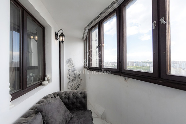 Продам трехкомнатную (3-комн.) квартиру, Люблинская ул, 165к2, Москва г