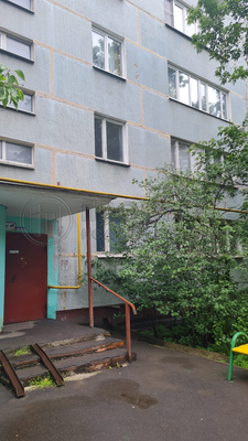 Продам трехкомнатную (3-комн.) квартиру, Шоссейная ул, 10, Люберцы г