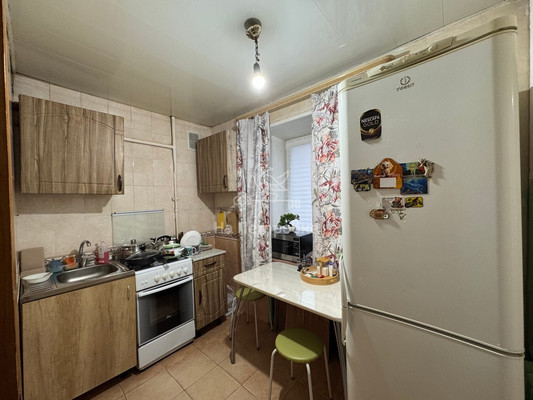 Продам трехкомнатную (3-комн.) квартиру, 40 лет Победы ул, 4, Балашиха г