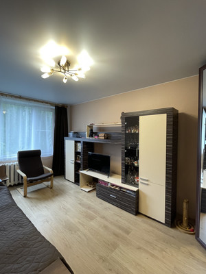 Продам двухкомнатную (2-комн.) квартиру, Кондратьевский пр-кт, 81к1, Санкт-Петербург г