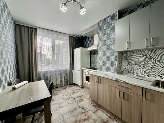 Продам двухкомнатную (2-комн.) квартиру, Зорге ул, 9, Ростов-на-Дону г