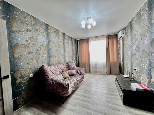 Продам двухкомнатную (2-комн.) квартиру, Зорге ул, 9, Ростов-на-Дону г
