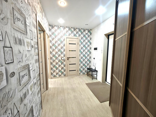 Продам трехкомнатную (3-комн.) квартиру, Габдуллы Тукая ул, 12, Новое Шигалеево с