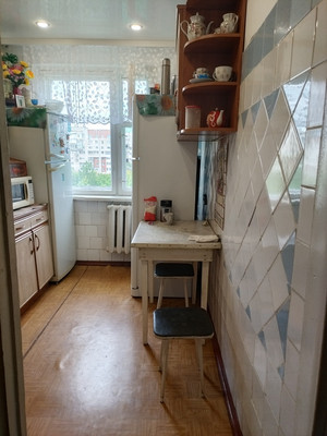 Продам трехкомнатную (3-комн.) квартиру, Заречный б-р, 9, Нижний Новгород г