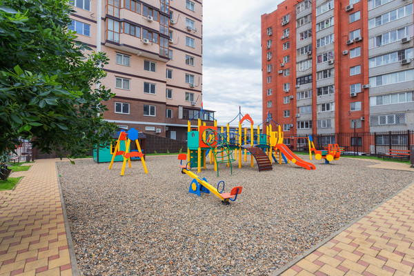 Продам однокомнатную (1-комн.) квартиру, им. 40-летия Победы ул, 60, Краснодар г