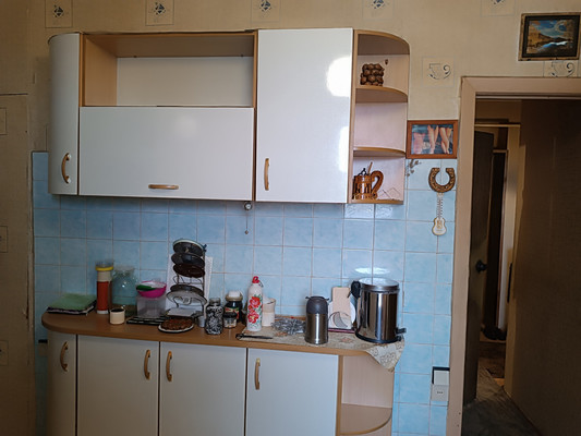 Продам трехкомнатную (3-комн.) квартиру, Александра Иванова ул, 42, Воронеж г
