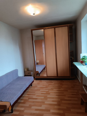Продам трехкомнатную (3-комн.) квартиру, Александра Иванова ул, 42, Воронеж г