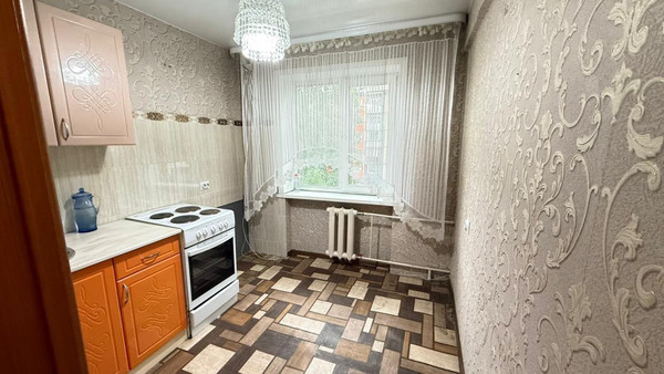 Продам однокомнатную (1-комн.) квартиру, Розы Люксембург ул, 231, Иркутск г