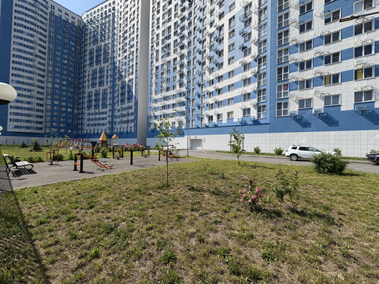 Продам двухкомнатную (2-комн.) квартиру, Береговая ул, 73, Ростов-на-Дону г