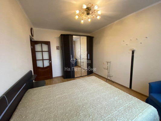 Продам двухкомнатную (2-комн.) квартиру, Щорса ул, 8к1, Москва г
