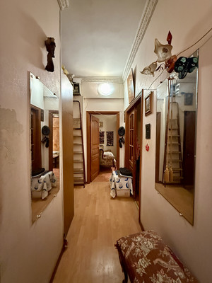 Продам трехкомнатную (3-комн.) квартиру, Яхромская ул, 14к5, Москва г