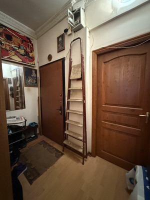 Продам трехкомнатную (3-комн.) квартиру, Яхромская ул, 14к5, Москва г