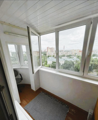 Продам трехкомнатную (3-комн.) квартиру, Октябрьский пр-кт, 18к1, Люберцы г