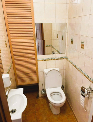 Продам трехкомнатную (3-комн.) квартиру, Октябрьский пр-кт, 18к1, Люберцы г