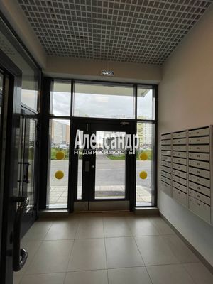 Продам однокомнатную (1-комн.) квартиру, Пейзажная ул, 24к1, Санкт-Петербург г