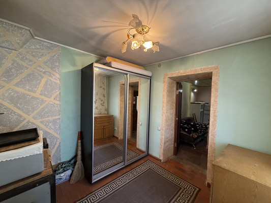 Продам двухкомнатную (2-комн.) квартиру, Тепличный пер, 1, Первомайское с