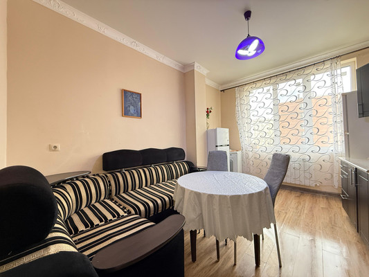 Продам двухкомнатную (2-комн.) квартиру, Эльбрусская ул, 19А, Нальчик г