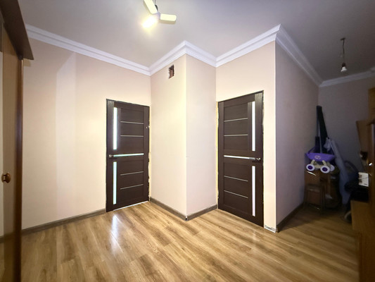 Продам двухкомнатную (2-комн.) квартиру, Эльбрусская ул, 19А, Нальчик г