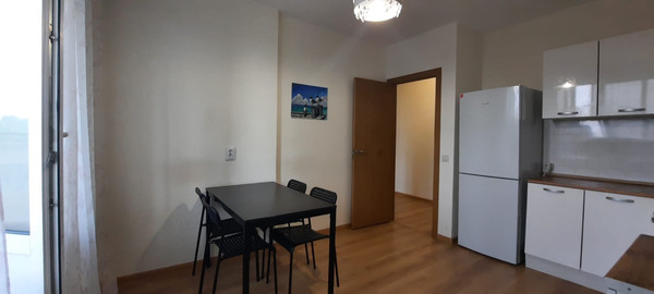 Продам двухкомнатную (2-комн.) квартиру, Садовая ул, 81, Песочный п