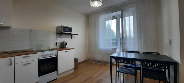 Продам двухкомнатную (2-комн.) квартиру, Садовая ул, 81, Песочный п