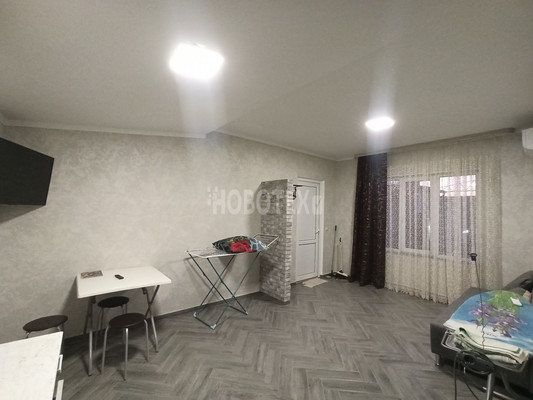 Сдам двухкомнатную (2-комн.) квартиру, Красной Розы ул, 20, Крымск г