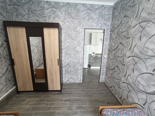 Сдам двухкомнатную (2-комн.) квартиру, Красной Розы ул, 20, Крымск г