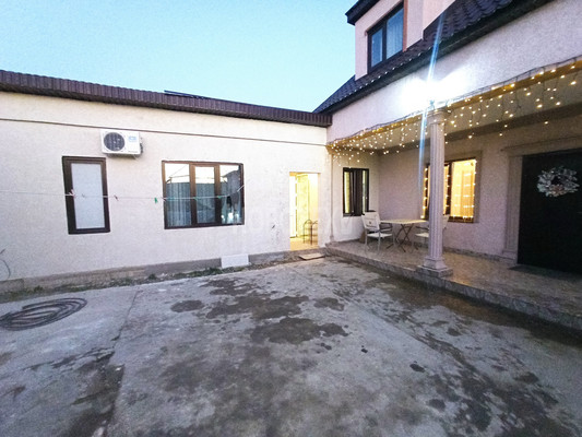 Сдам двухкомнатную (2-комн.) квартиру, Красной Розы ул, 20, Крымск г