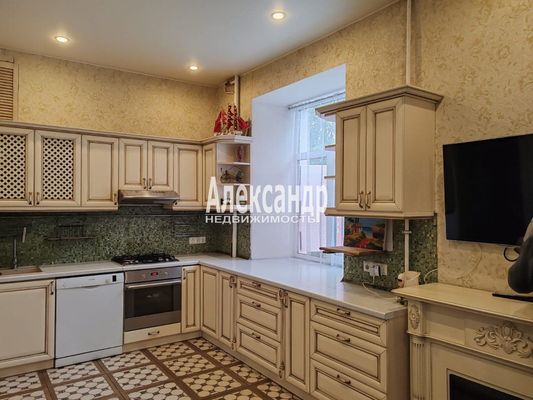 Продам трехкомнатную (3-комн.) квартиру, Московский пр-кт, 132, Санкт-Петербург г
