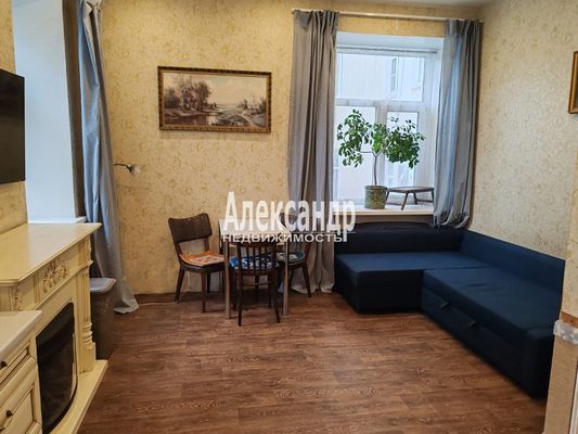 Продам трехкомнатную (3-комн.) квартиру, Московский пр-кт, 132, Санкт-Петербург г