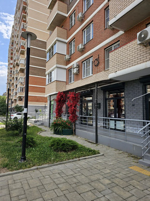 Продам однокомнатную (1-комн.) квартиру, Гидростроителей ул, 62к2, Краснодар г