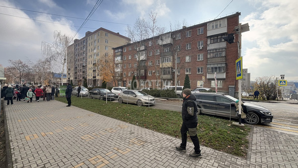 Продам однокомнатную (1-комн.) квартиру, Комсомольская ул, 35, Крымск г