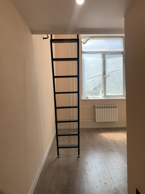 Продам однокомнатную (1-комн.) квартиру, Грайвороновская ул, 4к1, Москва г