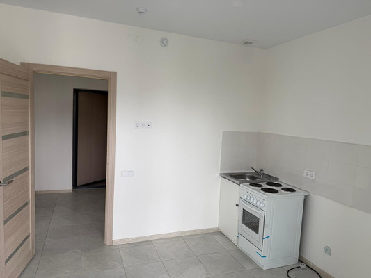 Продам двухкомнатную (2-комн.) квартиру, Ремизова ул, 11к2, Москва г