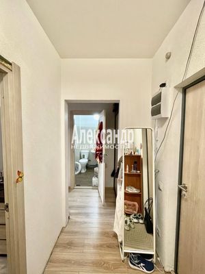 Продам однокомнатную (1-комн.) квартиру, Муринская дор, 14к2, Санкт-Петербург г