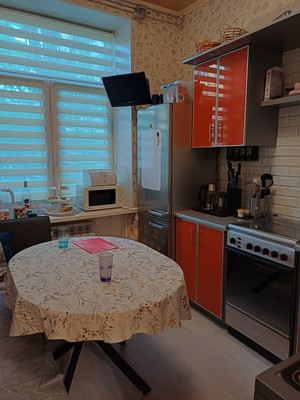 Продам двухкомнатную (2-комн.) квартиру, Возрождения ул, 7/25, Санкт-Петербург г
