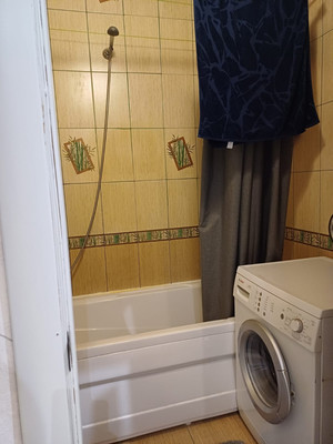 Продам двухкомнатную (2-комн.) квартиру, Возрождения ул, 7/25, Санкт-Петербург г
