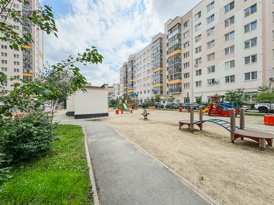 Продам двухкомнатную (2-комн.) квартиру, Степана Разина ул, 107, Екатеринбург г