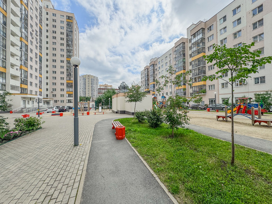 Продам двухкомнатную (2-комн.) квартиру, Степана Разина ул, 107, Екатеринбург г