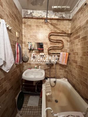 Продам двухкомнатную (2-комн.) квартиру, Портовое ш, 45Б, Выборг г