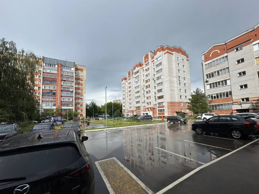 Продам двухкомнатную (2-комн.) квартиру, Ново-Светлая ул, 18, Казань г