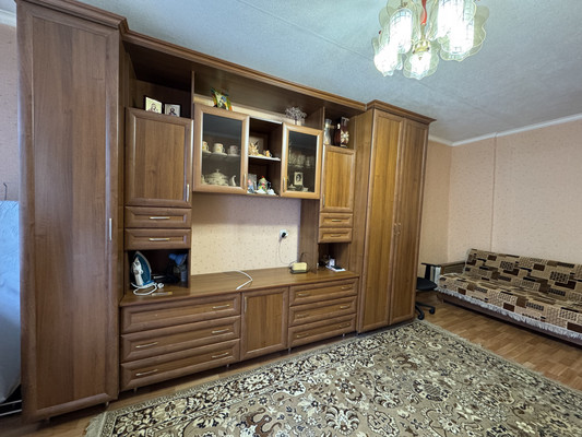 Продам двухкомнатную (2-комн.) квартиру, Коммунаров ул, 4, Брянск г