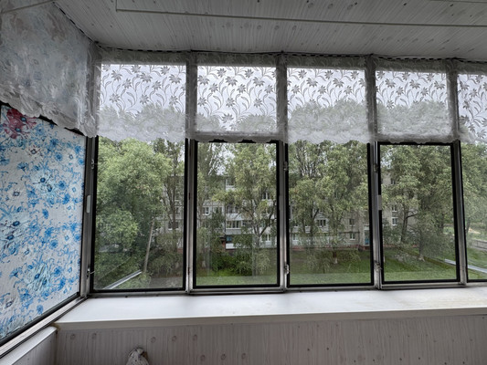 Продам двухкомнатную (2-комн.) квартиру, Коммунаров ул, 4, Брянск г