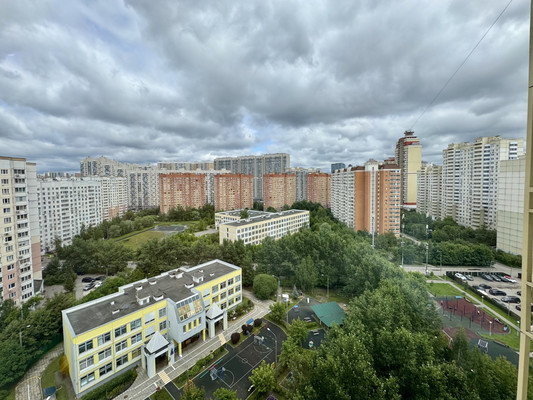 Сдам трехкомнатную (3-комн.) квартиру, Павшинский б-р, 7, Красногорск г