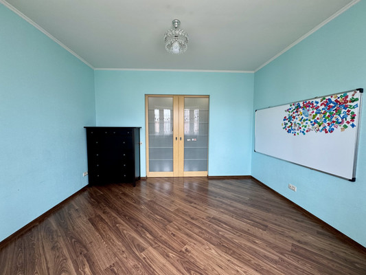 Сдам трехкомнатную (3-комн.) квартиру, Павшинский б-р, 7, Красногорск г