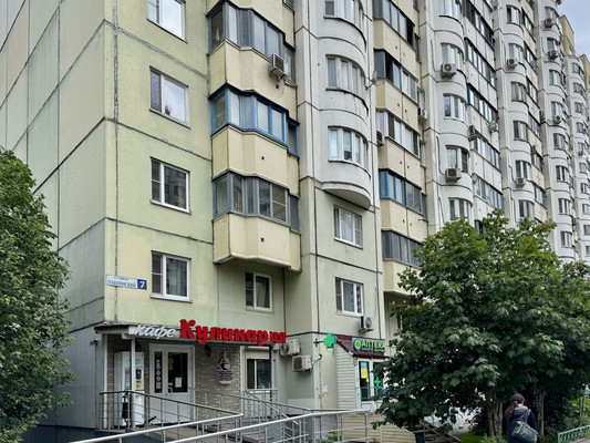 Сдам трехкомнатную (3-комн.) квартиру, Павшинский б-р, 7, Красногорск г