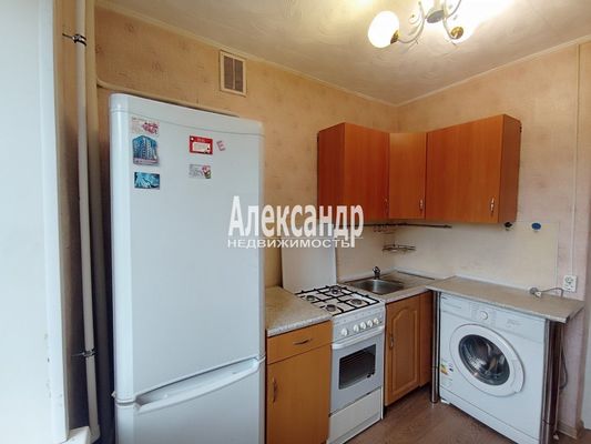 Продам однокомнатную (1-комн.) квартиру, Новосибирская ул, 14, Санкт-Петербург г