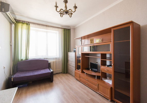 Продам однокомнатную (1-комн.) квартиру, Стабильная ул, 15, Ростов-на-Дону г