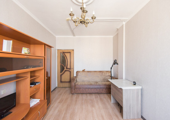 Продам однокомнатную (1-комн.) квартиру, Стабильная ул, 15, Ростов-на-Дону г