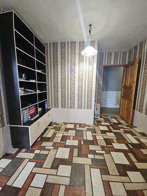 Продам трехкомнатную (3-комн.) квартиру, Крупской ул, 5, Гатчина г